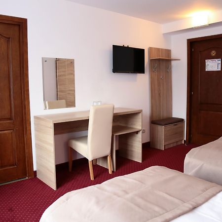 Hotel Apollonia براشوف المظهر الخارجي الصورة
