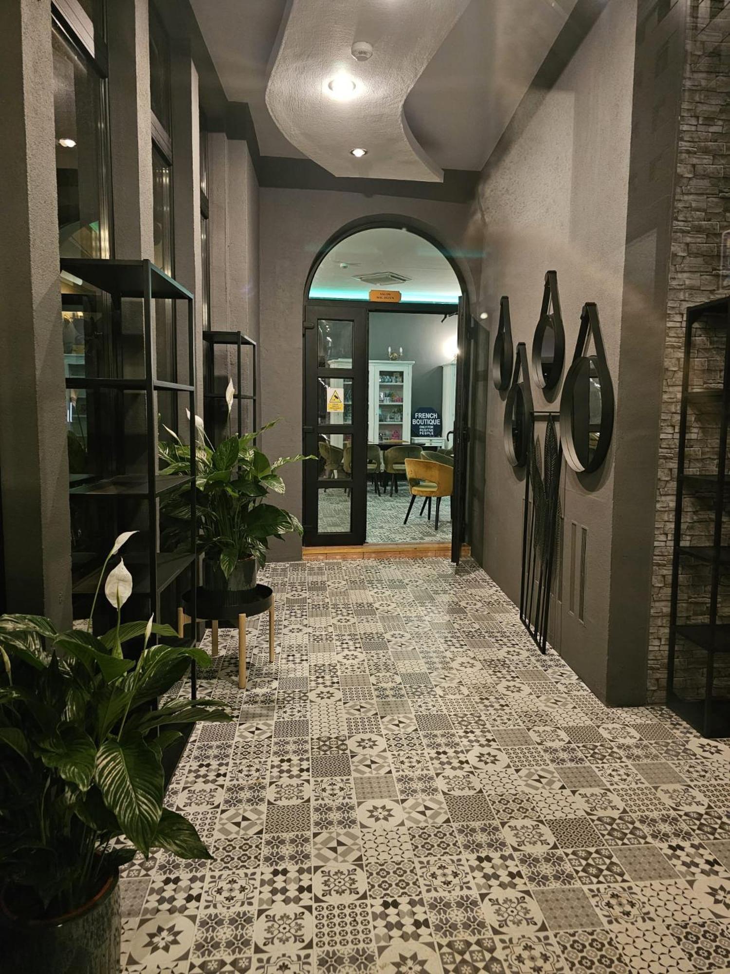 Hotel Apollonia براشوف المظهر الخارجي الصورة